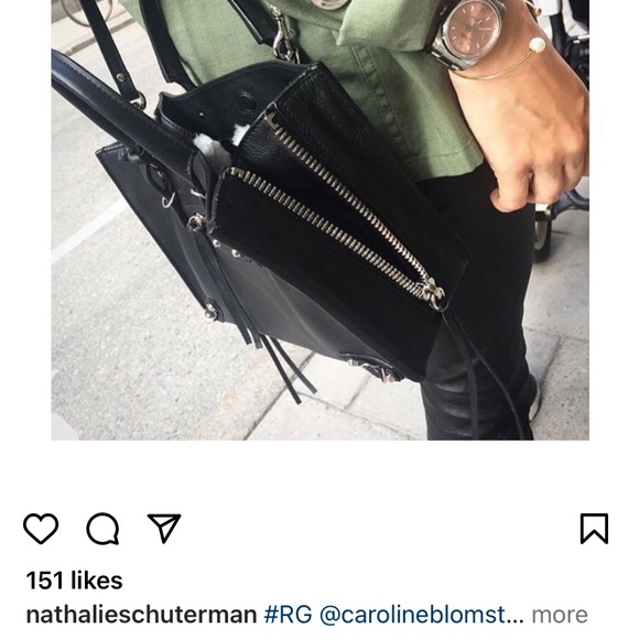 Balenciaga Papier Mini A4 Zip Around Tote - Picture 15 of 16